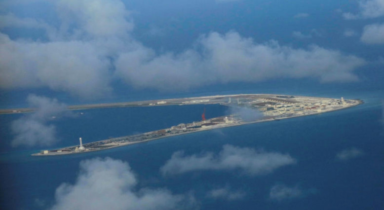 Filipina akan Tuntut China karena Rusak Laut China Selatan